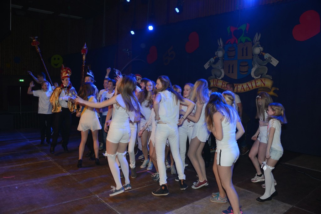 ../Images/Jeugddisco White Edition 179.jpg